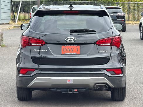 Used 2017 Hyundai Santa Fe Sport FWD image 6