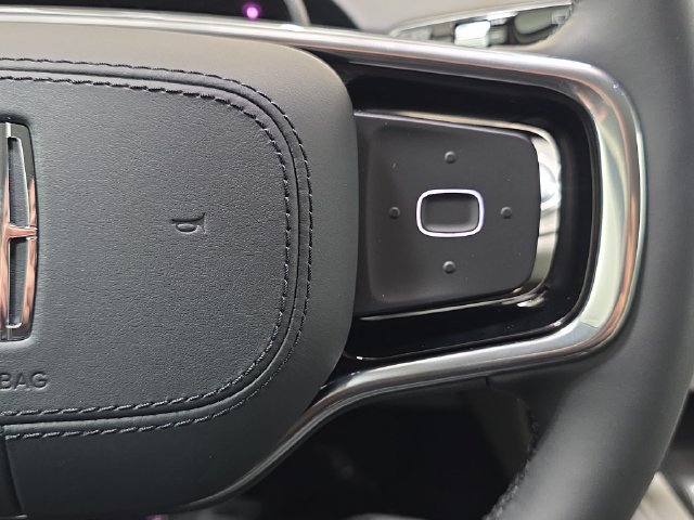 New 2026 Lincoln Nautilus Premier w/ Jet Appearance Package AWD/4WD image 14