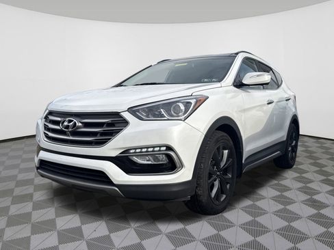 Used 2018 Hyundai Santa Fe Sport image 2