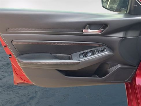 Used 2019 Nissan Altima 2.5 SR image 19