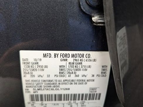 Used 2020 Lincoln Aviator Reserve w/ Equipment Group 201A image 20