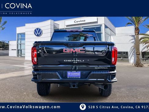 Used 2021 GMC Sierra 2500 Denali w/ Denali Black Diamond Edition image 6