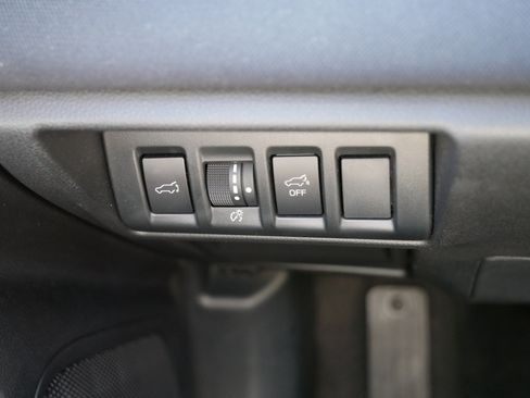 Certified 2025 Subaru Outback Premium AWD/4WD image 26
