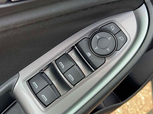Used 2024 Chevrolet Malibu LT FWD image 22