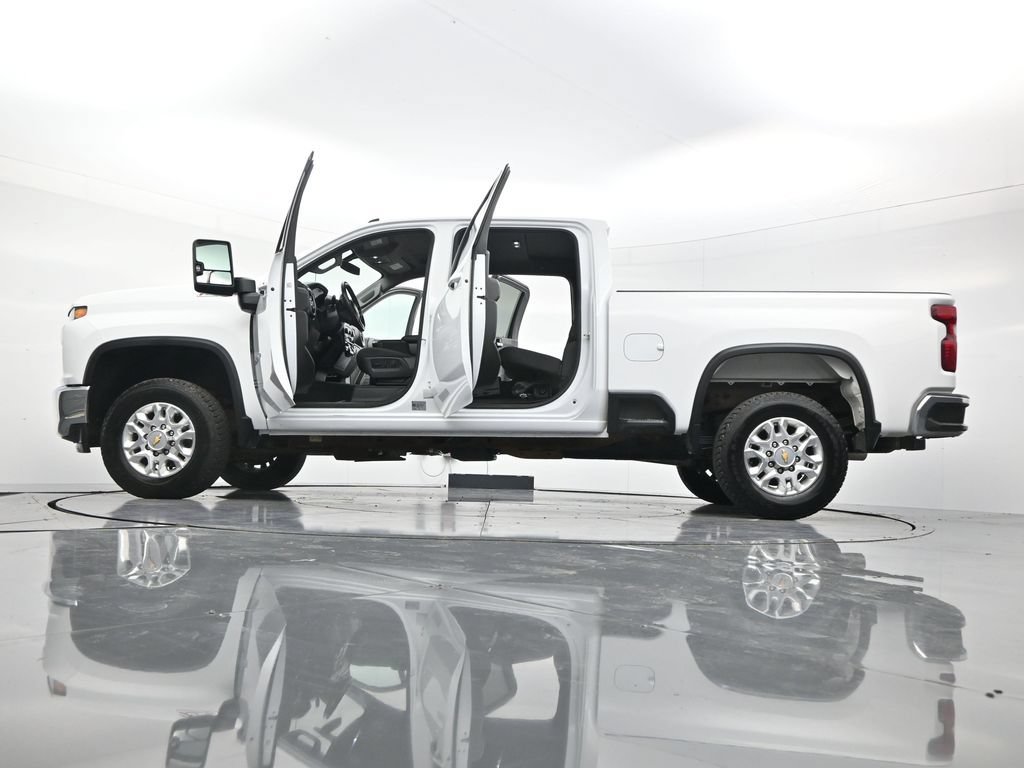 Used 2023 Chevrolet Silverado 2500 LT AWD/4WD image 56