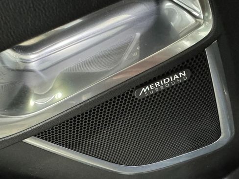 Used 2021 Jaguar E-PACE SE image 27