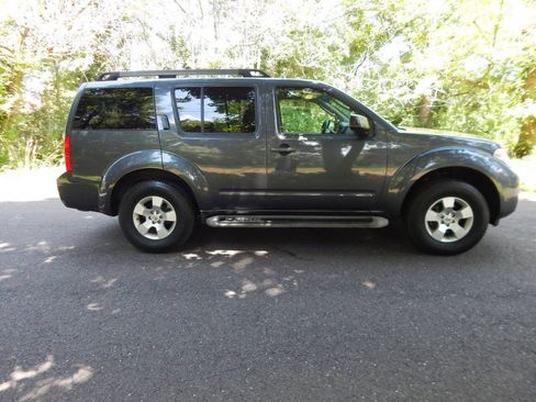 Used 2012 Nissan Pathfinder S AWD/4WD image 5