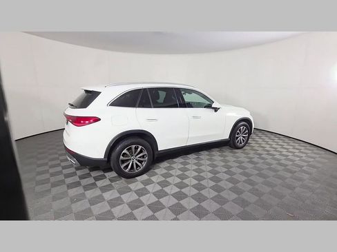 Used 2024 Mercedes-Benz GLC 300 image 38