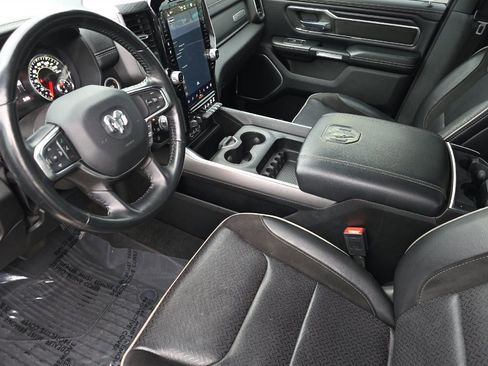 Used 2023 RAM 1500 Laramie AWD/4WD image 9