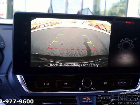 New 2025 Nissan Altima 2.5 SV w/ SV Premium Package image 24