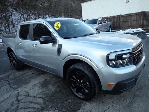 Used 2024 Ford Maverick Lariat w/ Black Appearance Package image 10