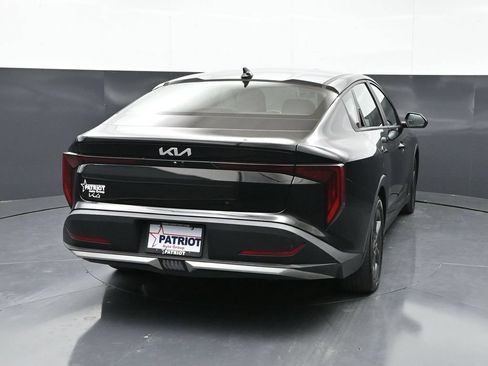 Used 2025 Kia K4 FWD image 17