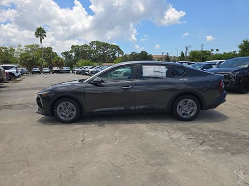 New 2026 Kia K4 FWD image 5