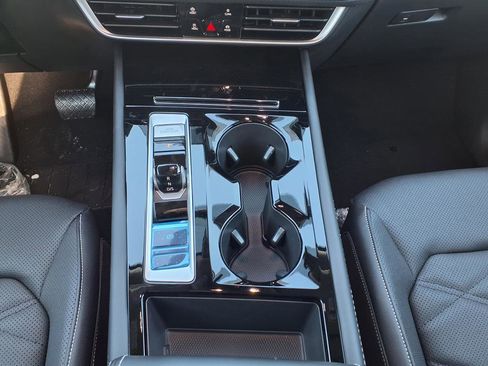 New 2026 Volkswagen Atlas SE image 42