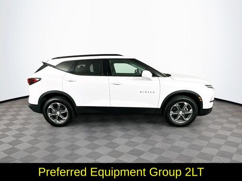 Used 2023 Chevrolet Blazer LT w/ Convenience Package FWD image 11
