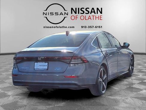 Used 2023 Honda Accord Sport image 28