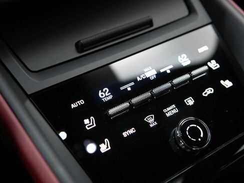 Certified 2025 Porsche Macan 4S Electric image 22