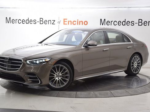 Certified 2026 Mercedes-Benz S 580 4MATIC Sedan image 2