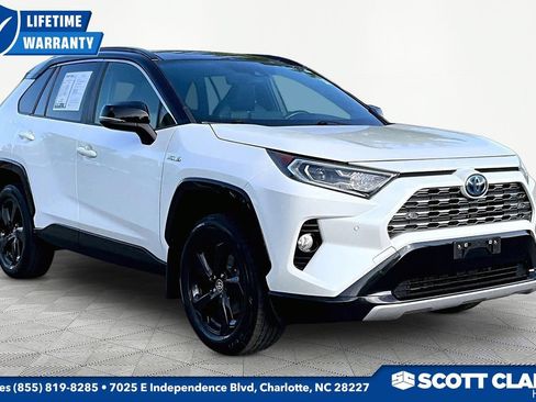 Used 2020 Toyota RAV4 XSE AWD/4WD image 1