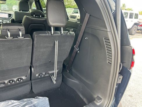 New 2025 Chrysler Pacifica Limited image 31