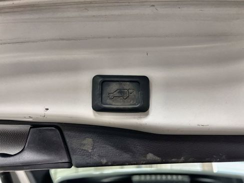 Used 2024 Toyota RAV4 XLE Premium image 27