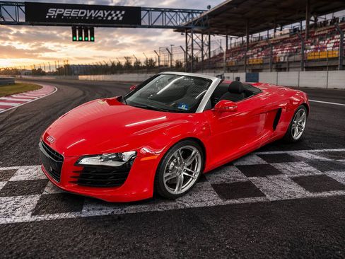 Used 2011 Audi R8 V8 AWD/4WD image 1