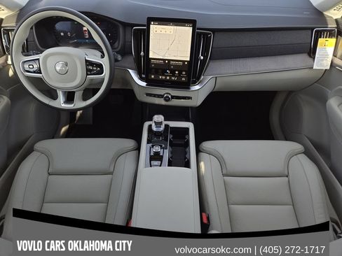Used 2026 Volvo XC90 B6 Ultra w/ Protection Package Premier AWD/4WD image 26