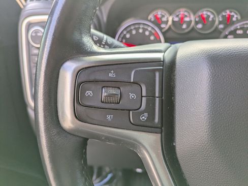 Used 2022 Chevrolet Silverado 1500 RST image 17