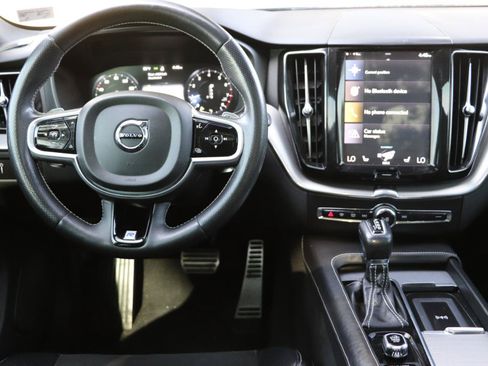 Used 2018 Volvo XC60 T6 R-Design w/ Convenience Package AWD/4WD image 33