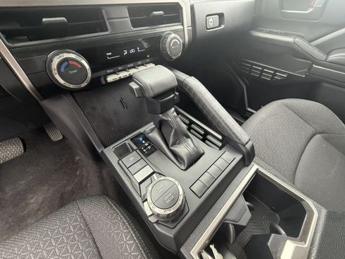 Used 2025 Toyota 4Runner SR5 AWD/4WD image 14