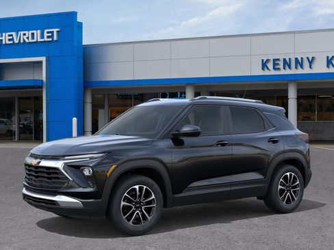 New 2026 Chevrolet TrailBlazer LT image 2
