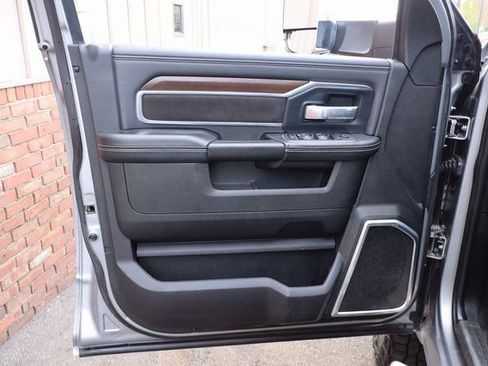 Used 2022 RAM 2500 Laramie image 10