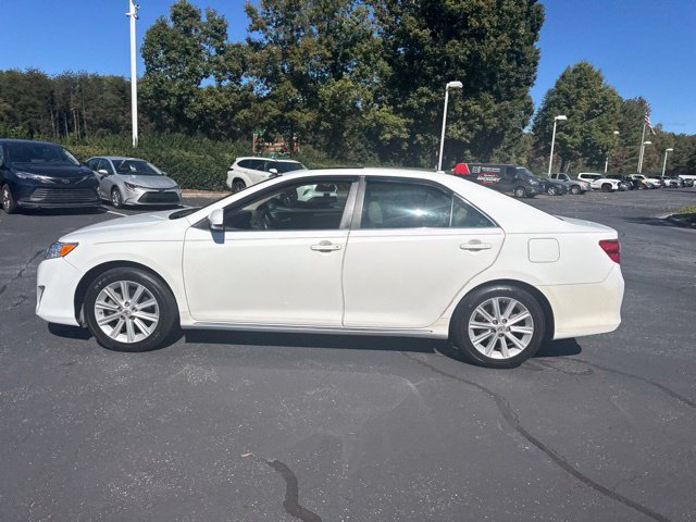 Used 2014 Toyota Camry XLE w/ Leather Package FWD image 8