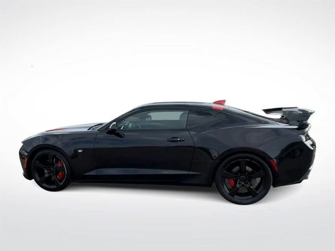 Used 2016 Chevrolet Camaro SS image 6