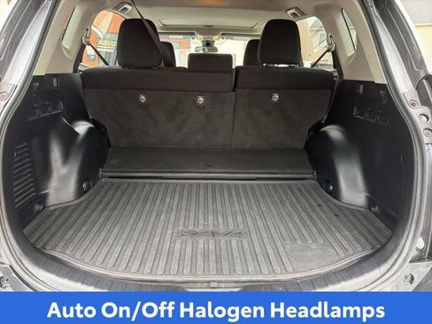Used 2017 Toyota RAV4 XLE w/ Convenience Package AWD/4WD image 34