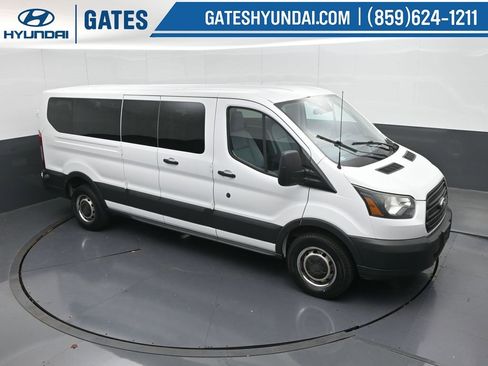 Used 2016 Ford Transit 350 XL image 41
