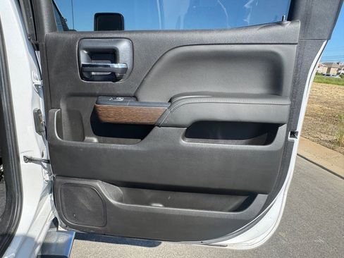 Used 2019 GMC Sierra 2500 Denali w/ Duramax Plus Package image 16