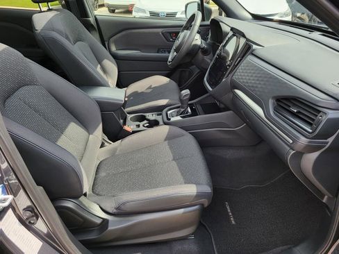 Certified 2025 Subaru Forester Premium image 9