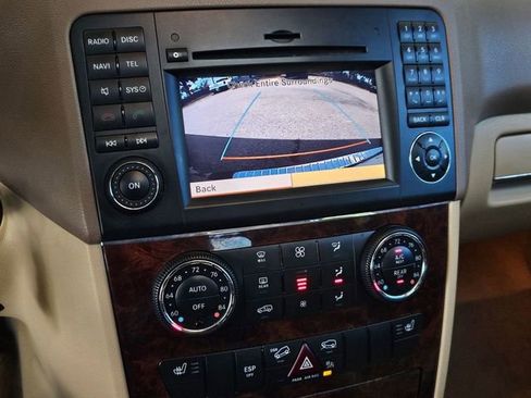 Used 2011 Mercedes-Benz ML 350 BlueTEC 4MATIC image 16