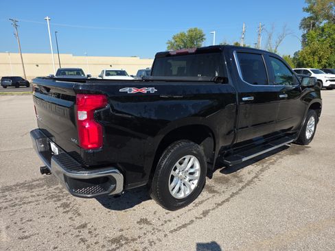 Used 2020 Chevrolet Silverado 1500 LTZ AWD/4WD image 4