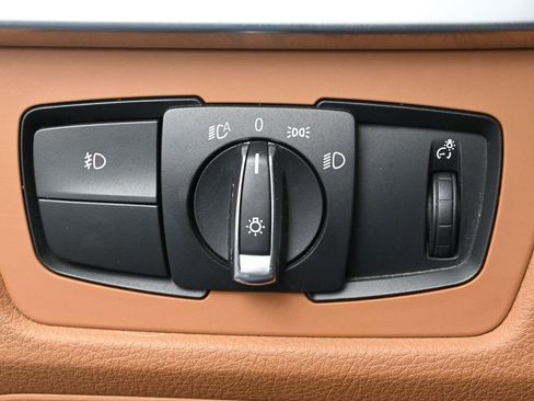 Used 2016 BMW 340i xDrive Sedan image 14