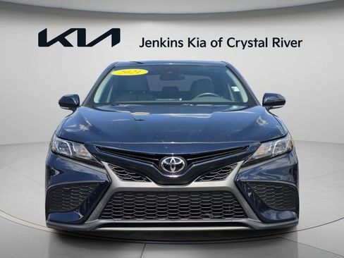 Used 2021 Toyota Camry SE image 17