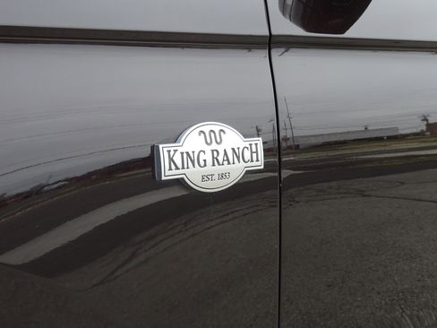 Used 2021 Ford Expedition Max King Ranch image 9