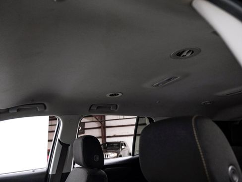 Used 2019 Chevrolet Traverse LT image 33