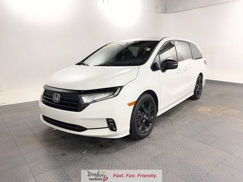 Used 2023 Honda Odyssey Sport image 1
