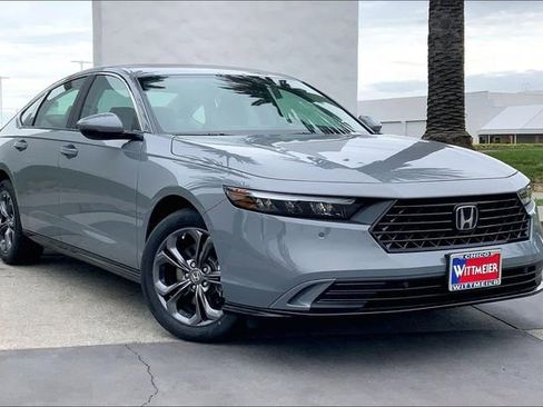 New 2026 Honda Accord EX-L image 2