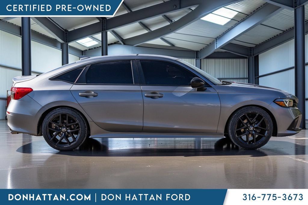 Used 2023 Honda Civic Sport image 27