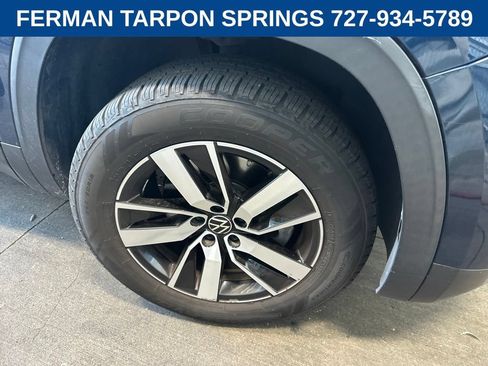 Used 2021 Volkswagen Atlas SE AWD/4WD image 2