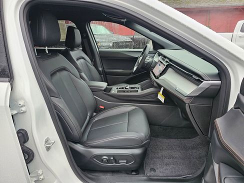 New 2026 Jeep Cherokee Laredo image 12