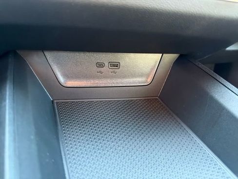 New 2026 Chevrolet Equinox LT w/ Safety and Technology Package FWD image 29